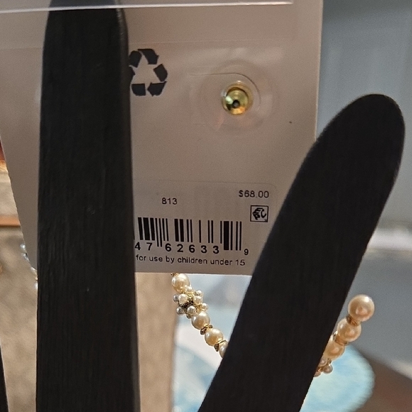 NWT Marchesa Silver and Pearl Embellished Hoop Earrings - Picture 3 of 3